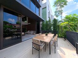 Shrewsbury Road (D11), Terrace #578442271